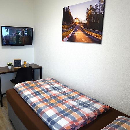 Speedys Bed & Breakfast Reimerath Bagian luar foto
