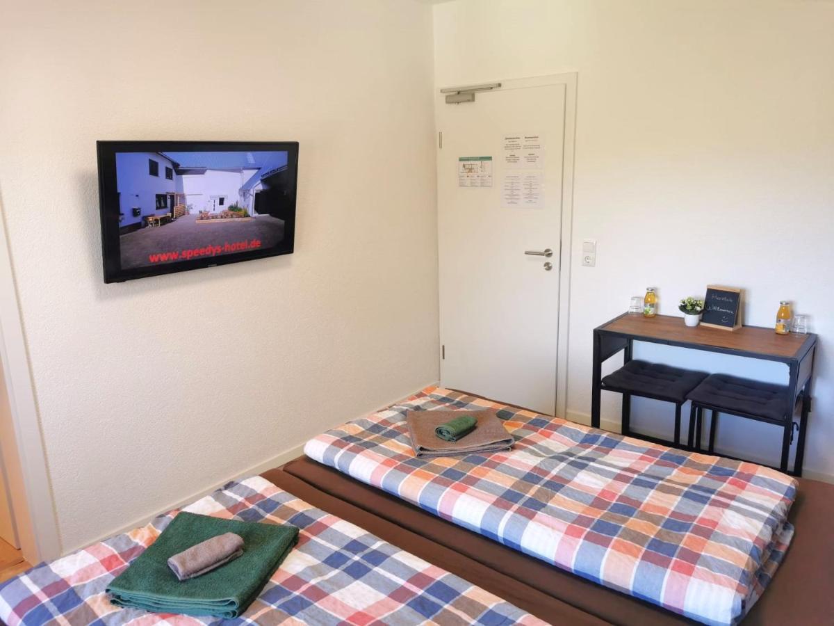 Speedys Bed & Breakfast Reimerath Bagian luar foto